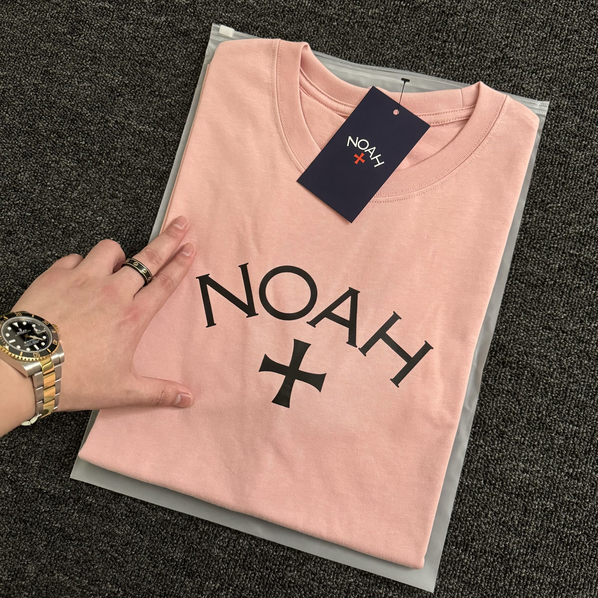 Noah Dirty Pink Black Cross Tee