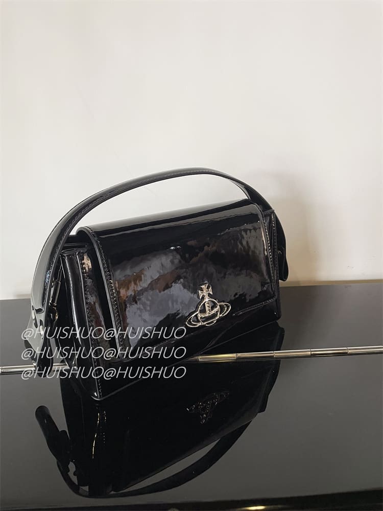 u1u1enne westwood crocodile pattern baguette shoulder bag saturn chain design