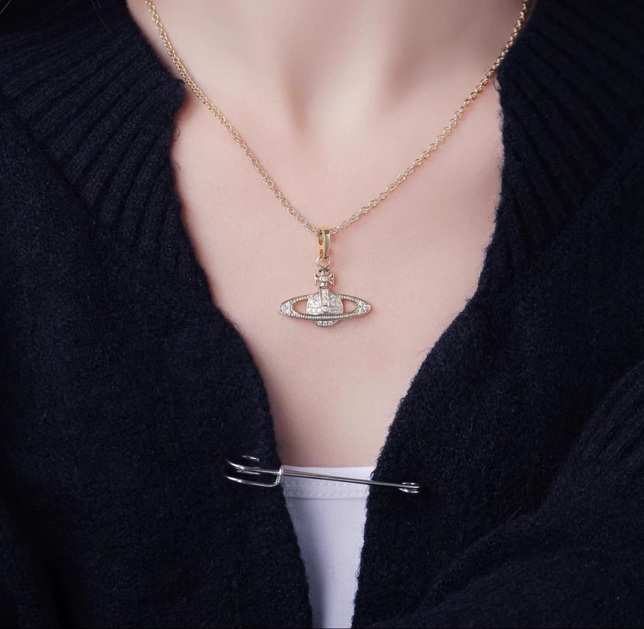 u1u1enne westwood saturn pearl necklace empress dowager pin pearl necklace