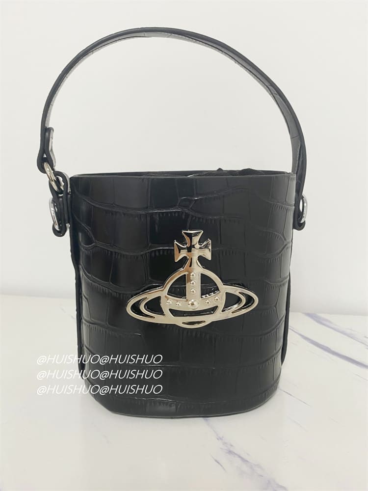 u1u1enne westwood crocodile pattern baguette shoulder bag saturn chain design