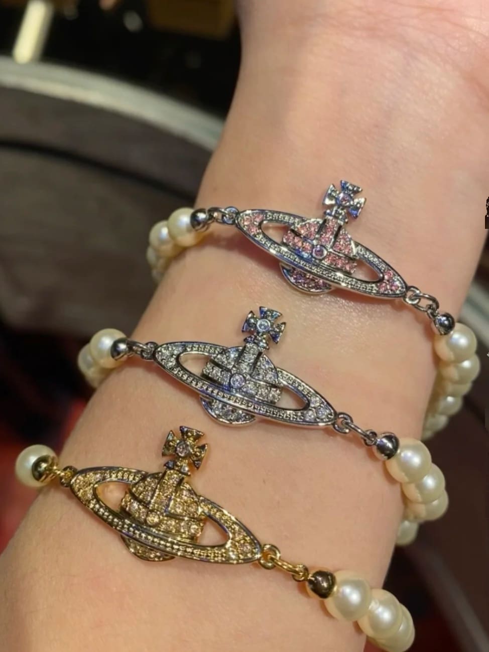 u1u1enne westwood 6-layer pearl saturn bracelet