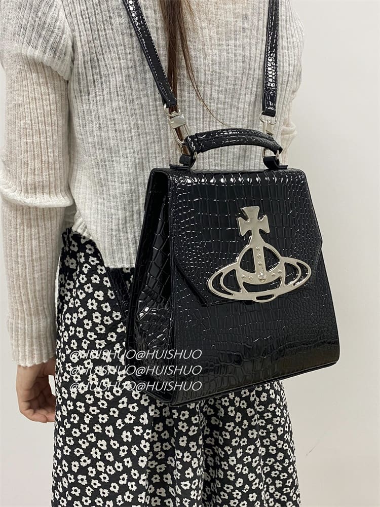 u1u1enne westwood crocodile pattern baguette shoulder bag saturn chain design