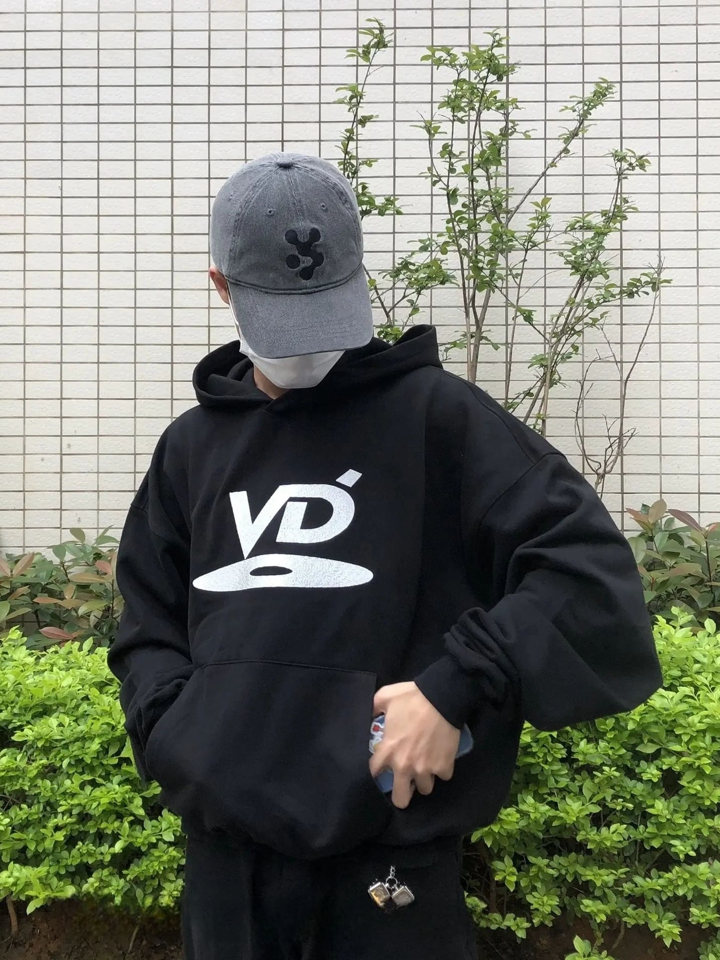 Vujade 006 letters VD embroidered letters hooded sweater High Street casual Vibe style loose couple hoodies tide