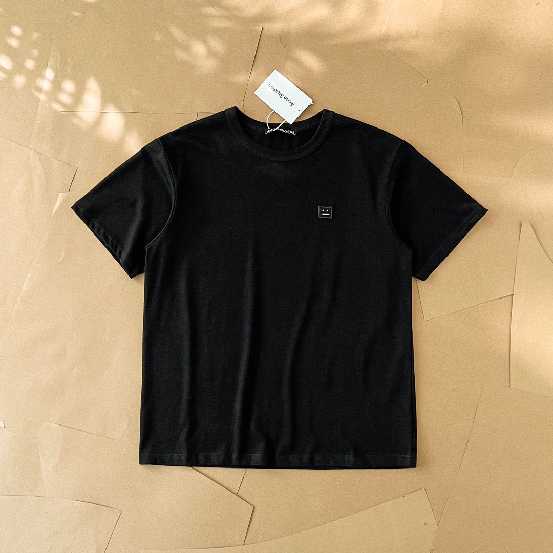 top version as 24ss chest small logo smiley F**e villain patch simple style men’s and women’s same style short sleeve t-shirt